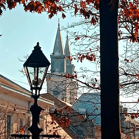 Prodan アパート ソンボル